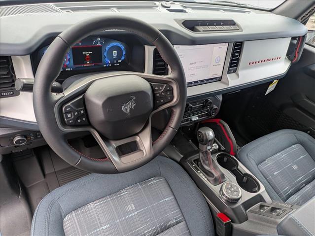 2025 Ford Bronco Heritage First Edition photo 3