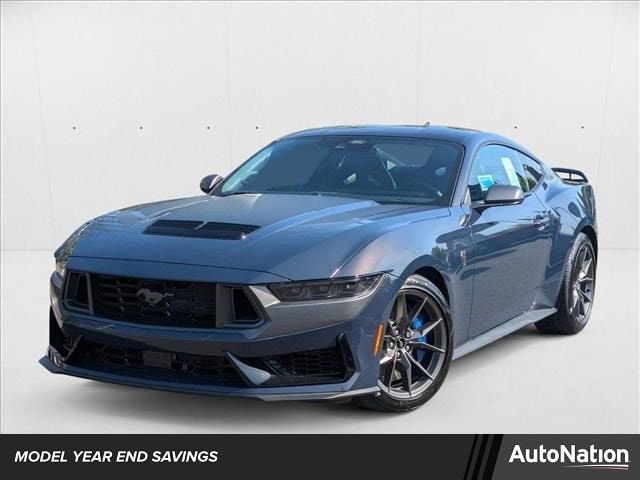 2025 Ford Mustang Dark Horse's photo