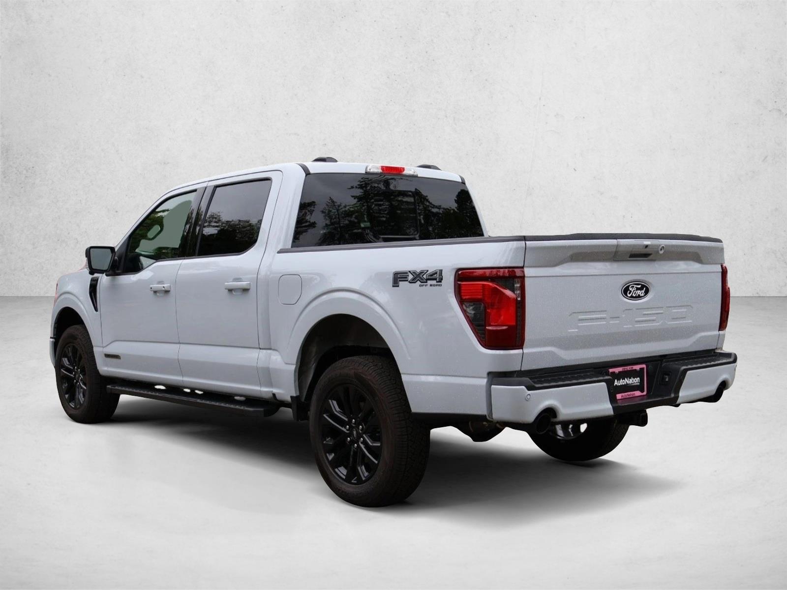 2025 Ford F-150 XLT - Photo 8