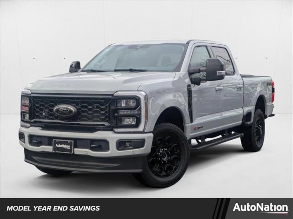 New 2025 Ford F-250 LARIAT Truck Crew Cab