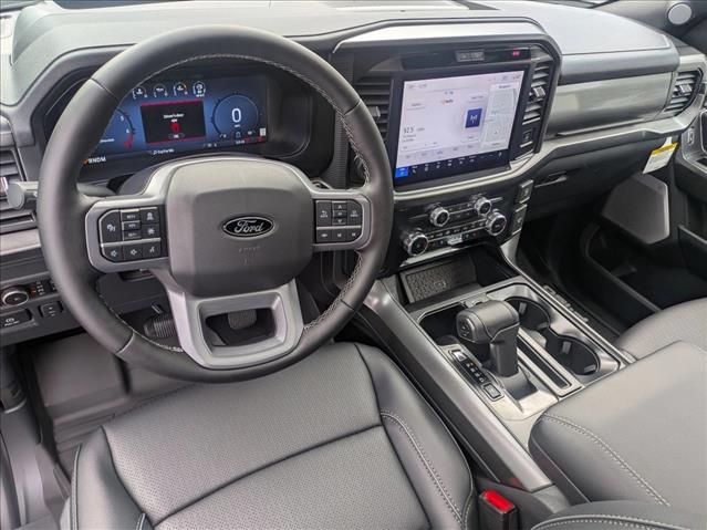 2025 Ford F-150 Lariat photo 3
