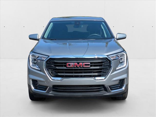 2024 Gmc Terrain SLE photo 2