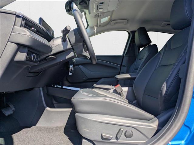 2025 Ford Mustang Mach-E Premium photo 4