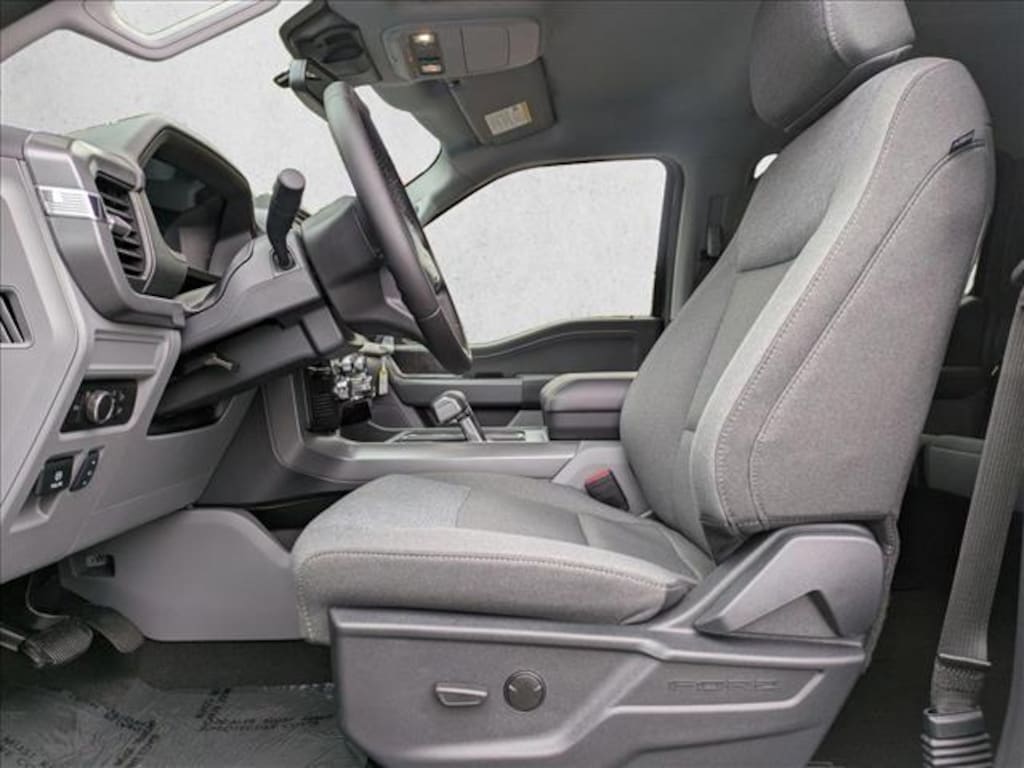 New 2025 Ford F-150 Lightning XLT Truck SuperCrew Cab