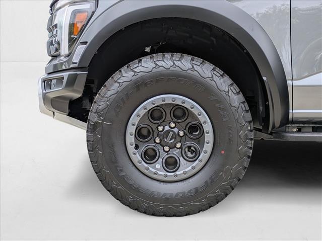 2025 Ford F-150 Raptor photo 4