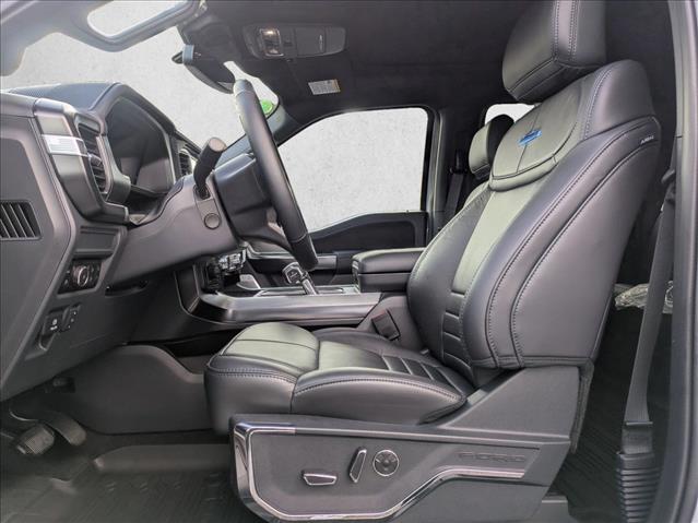 2025 Ford F-150 Platinum photo 4