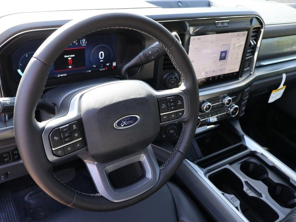 New 2025 Ford F-250 LARIAT Truck Crew Cab