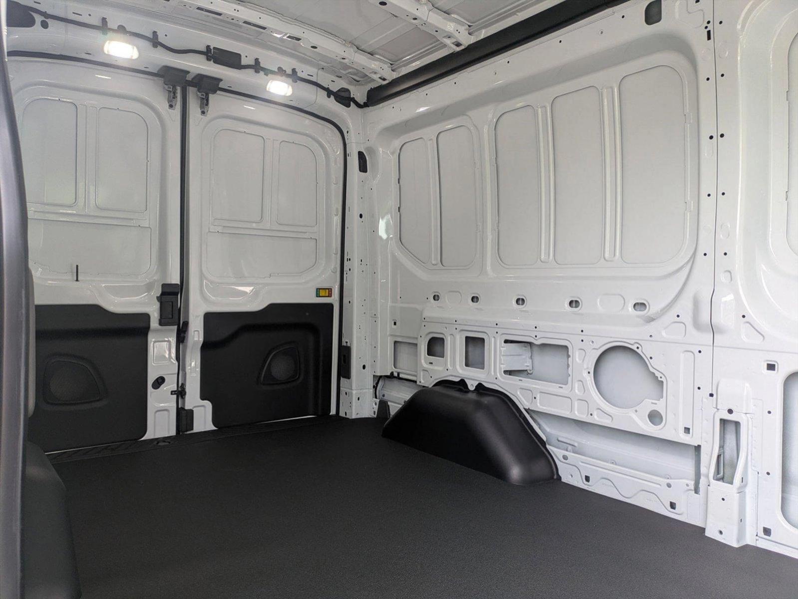 2025 Ford Transit Van Base - Photo 16