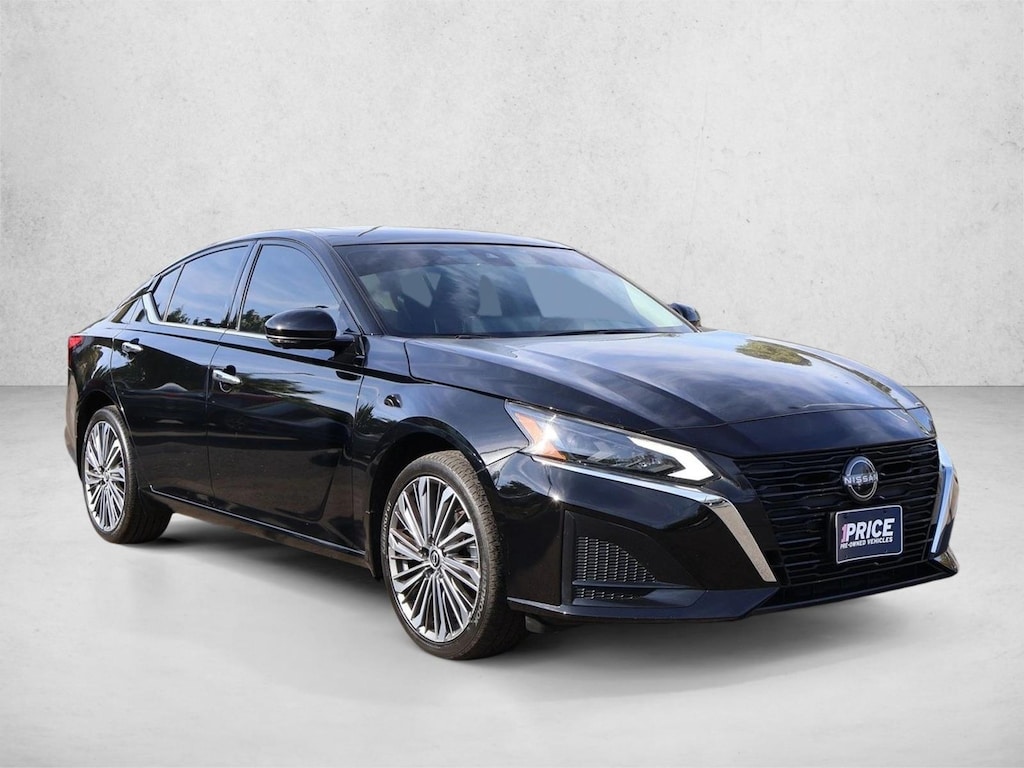 Used 2023 Nissan Altima 2.5 SL Sedan