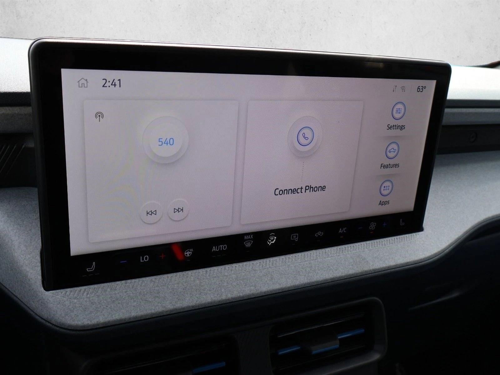 2025 Ford Maverick XLT - Photo 12