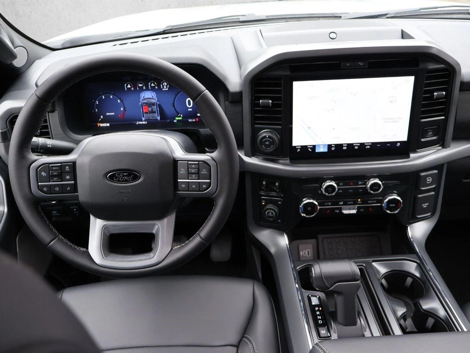 2025 Ford F-150 XLT - Photo 16