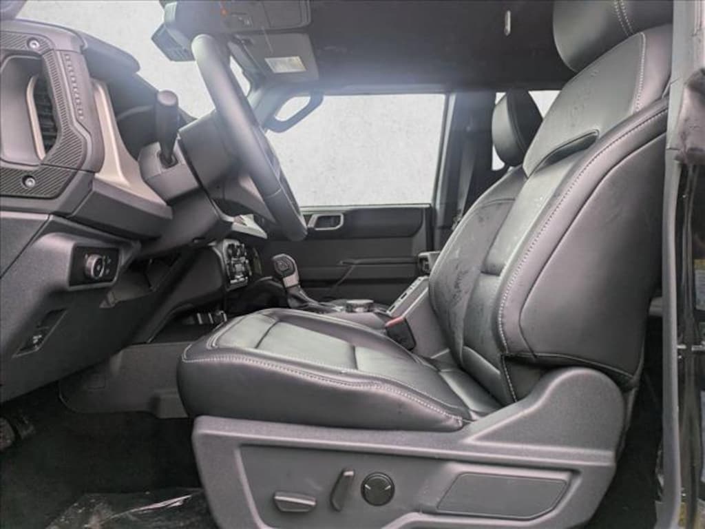 New 2026 Ford Bronco Outer Banks SUV