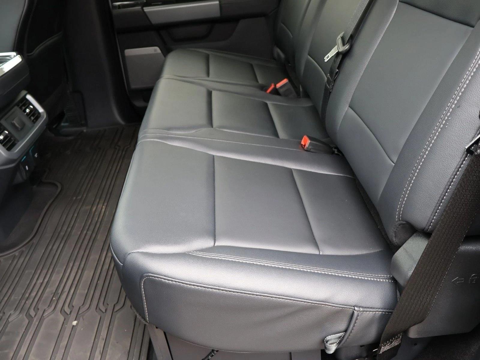 2025 Ford F-150 XLT - Photo 17