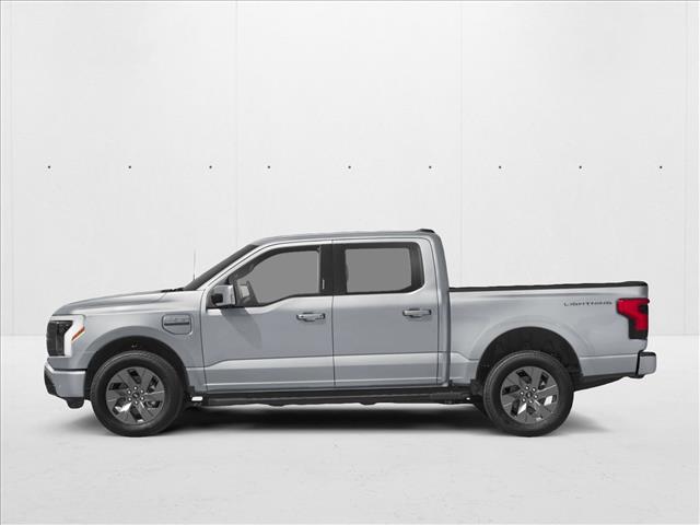 2025 Ford F-150 Lightning Lariat photo 3