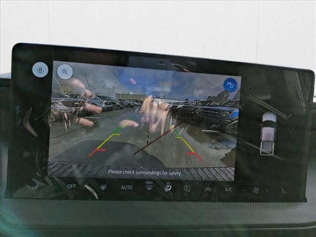 2025 Ford Maverick XLT - Photo 13