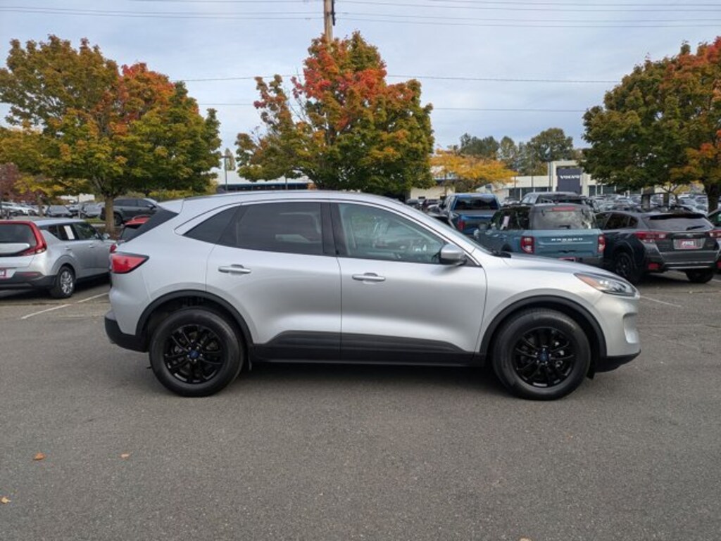 Used 2020 Ford Escape SE SUV