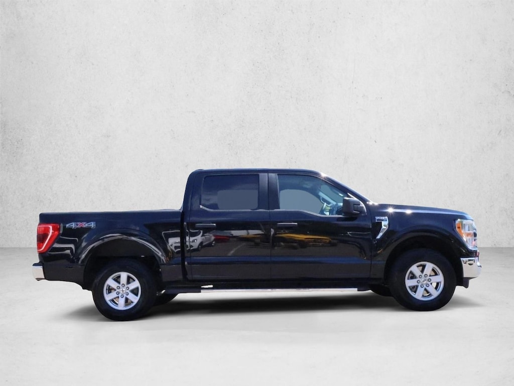 Used 2021 Ford F-150 XLT Truck SuperCrew Cab