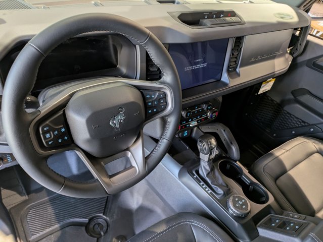 2025 Ford Bronco Big Bend photo 3
