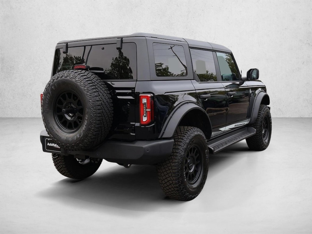 New 2026 Ford Bronco Outer Banks SUV
