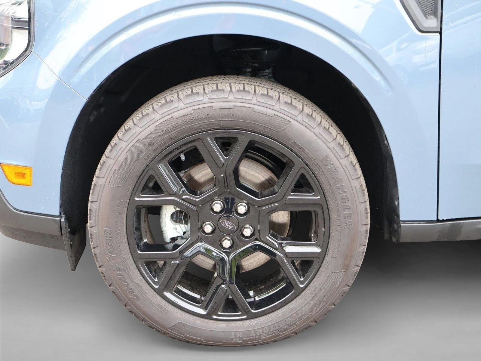 2025 Ford Maverick XLT - Photo 10