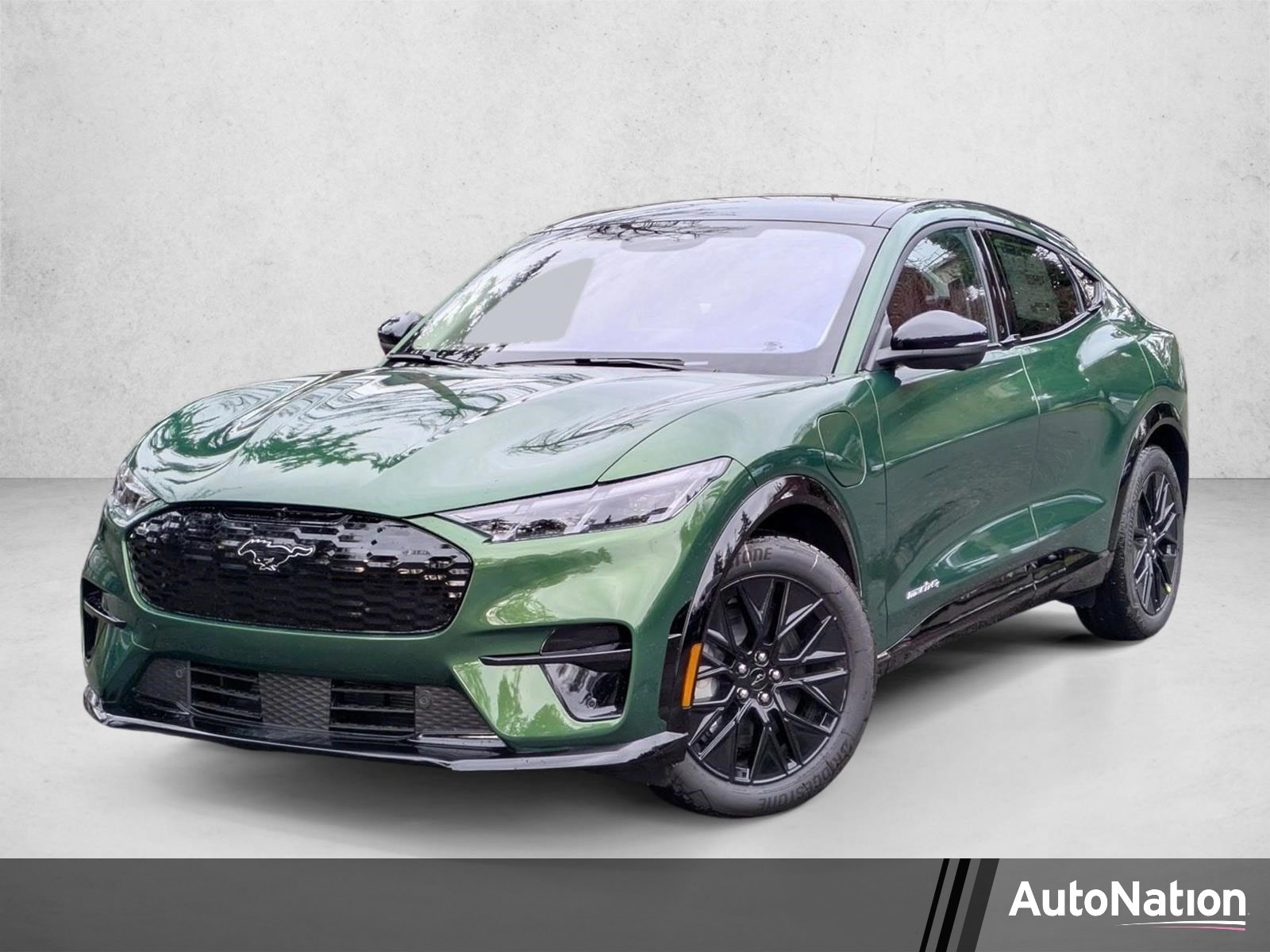 2026 Ford Mustang-Mach-e Premium's photo