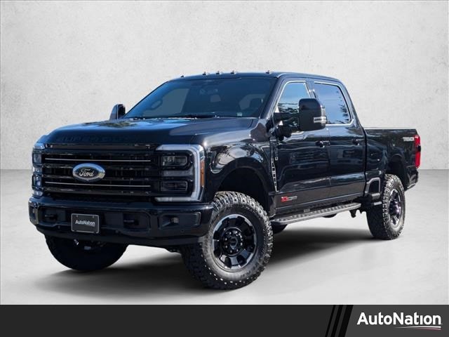 2026 Ford F-350 Super Duty Platinum's photo