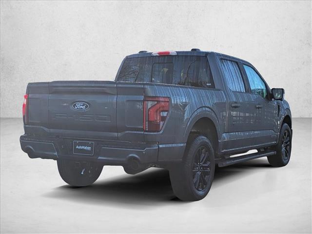 2025 Ford F-150 Lariat photo 2