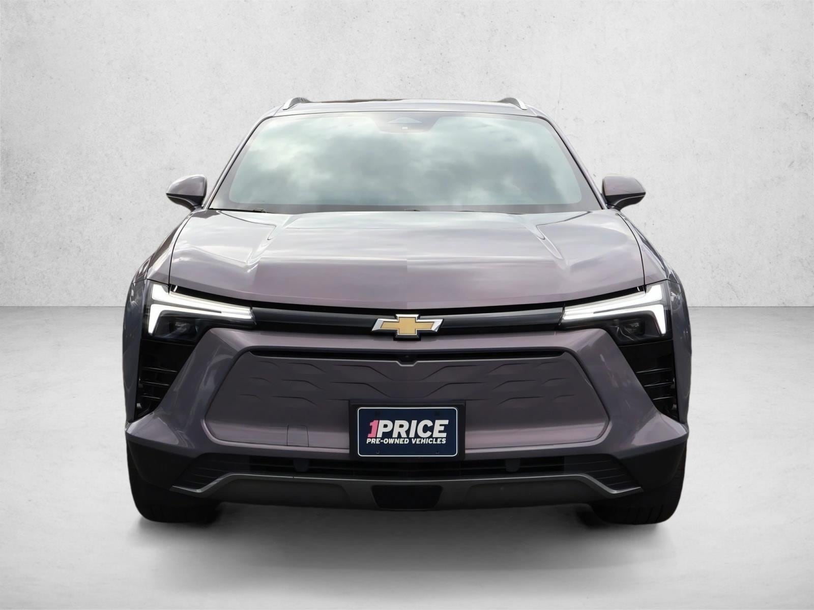 Used 2024 Chevrolet Blazer EV LT with VIN 3GNKDBRJ4RS215530 for sale in Bellevue, WA
