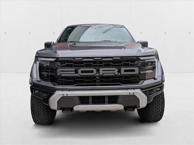 2025 Ford F-150 Raptor photo 2