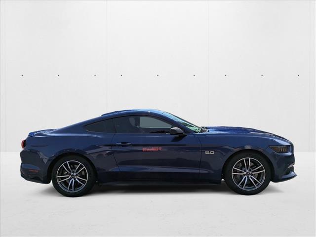 2016 Ford Mustang GT Premium photo 4