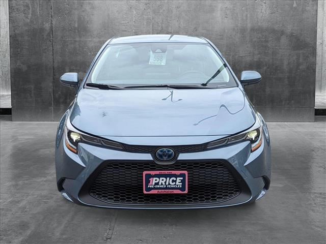 2022 Toyota Corolla Hybrid LE photo 2