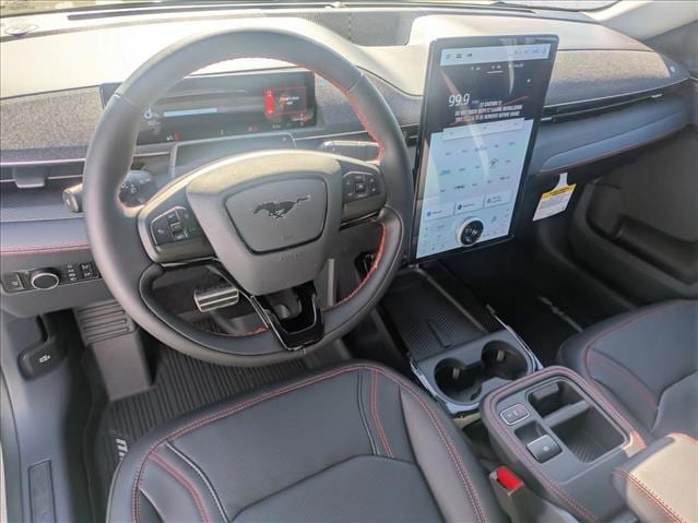2025 Ford Mustang Mach-E Premium photo 2