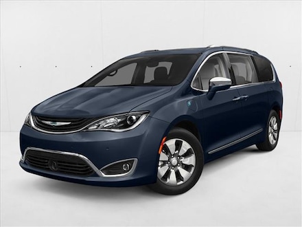 2018 Chrysler Pacifica Hybrid Hybrid Touring L Van Passenger Van