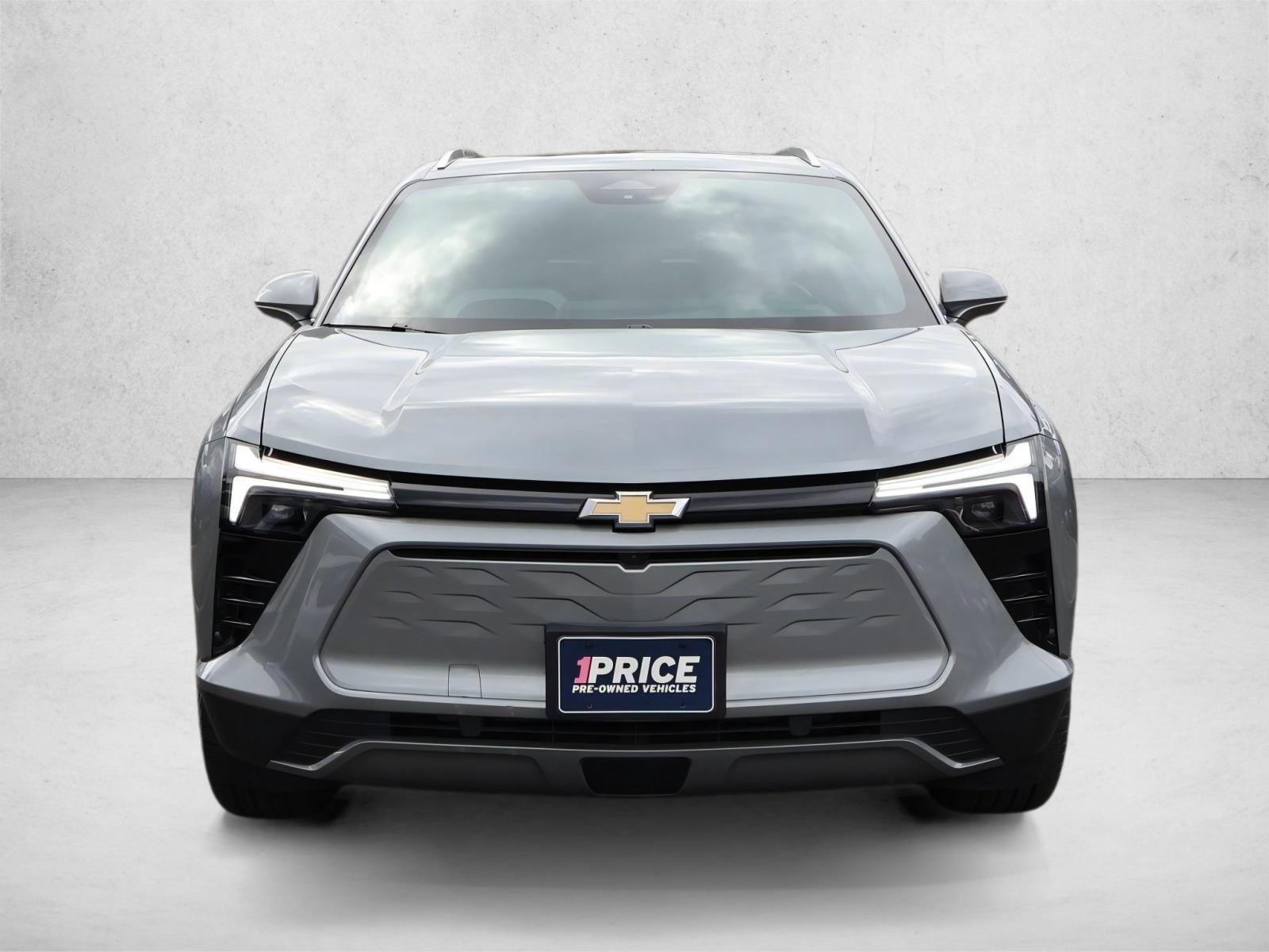 Used 2024 Chevrolet Blazer EV LT with VIN 3GNKDBRJ0RS250999 for sale in Bellevue, WA