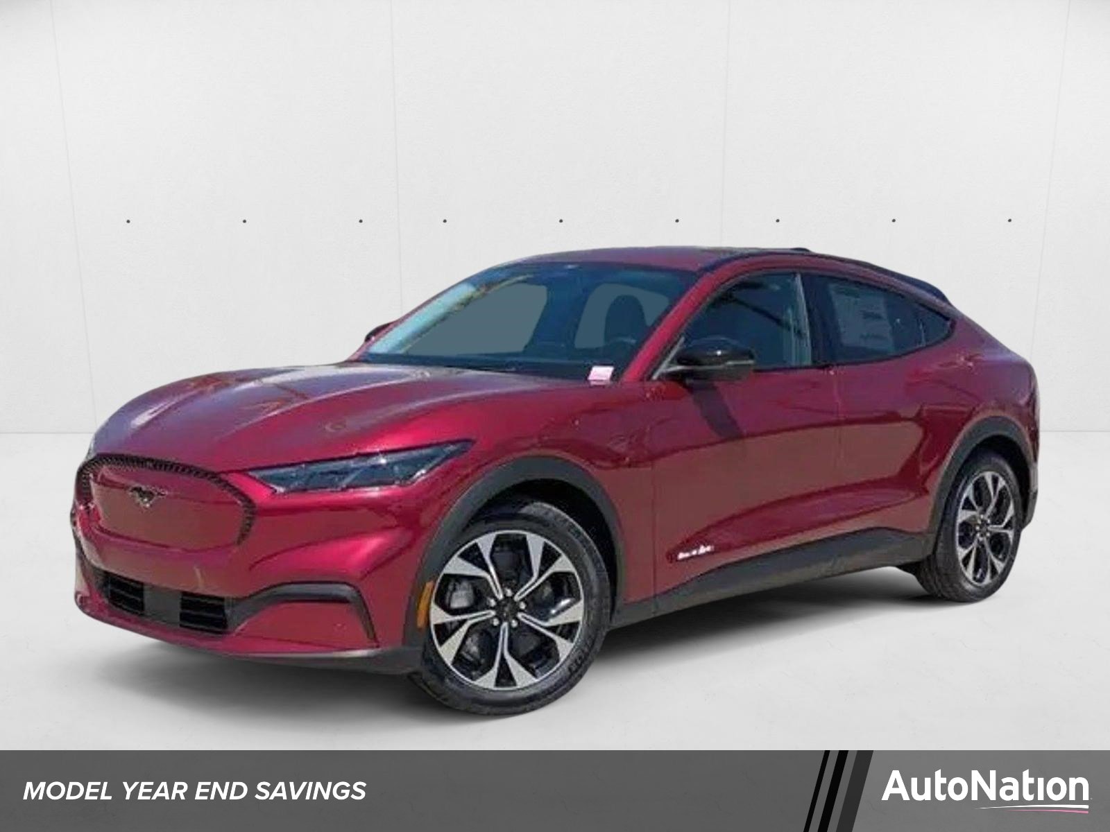 2025 Ford Mustang-Mach-e Premium's photo