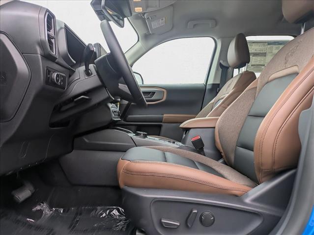 2025 Ford Bronco Sport Outer Banks photo 4