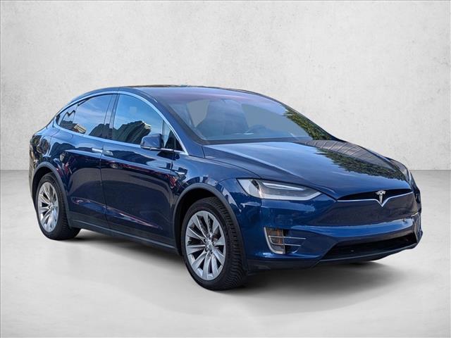 2016 Tesla Model X 75D photo 3
