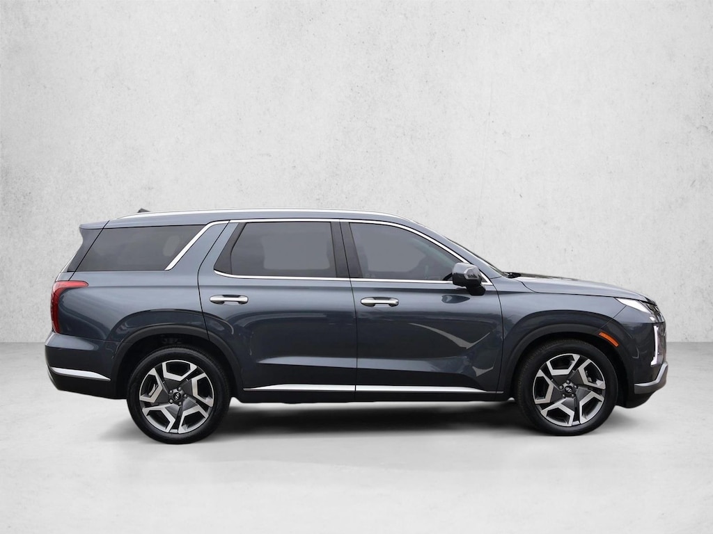 Used 2024 Hyundai Palisade SEL 7P SUV