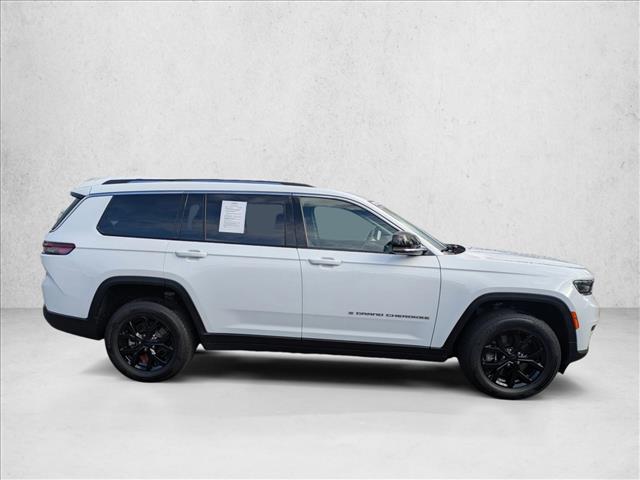 2022 Jeep Grand Cherokee Limited photo 4