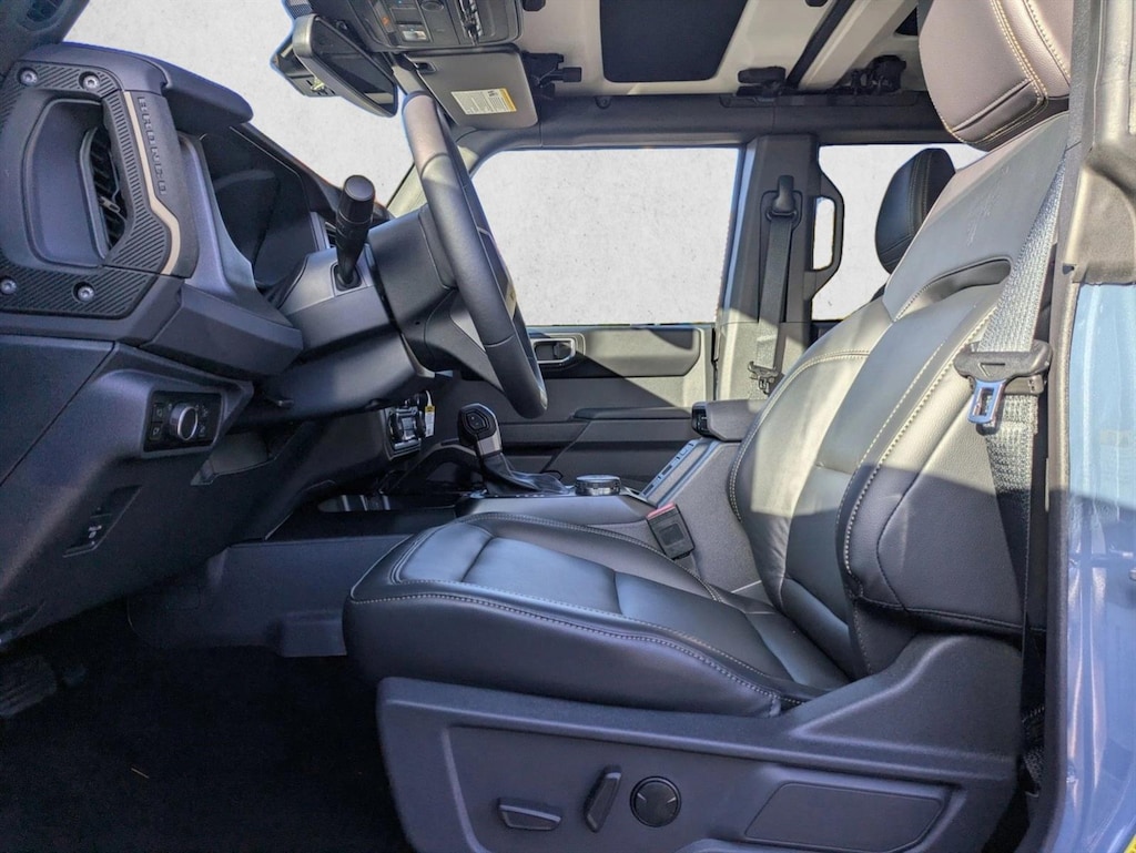 New 2025 Ford Bronco Badlands SUV