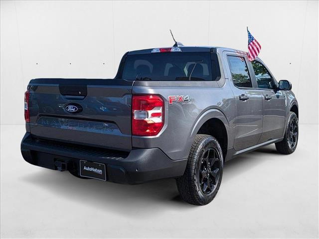 2025 Ford Maverick XLT photo 2