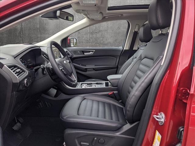 2022 Ford Edge SEL photo 3