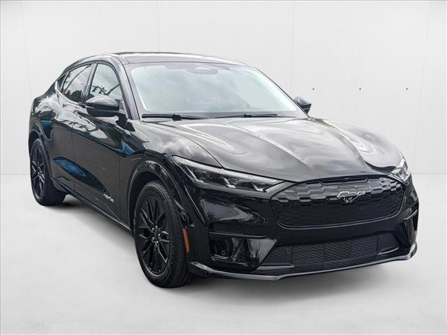 2025 Ford Mustang Mach-E Premium photo 4