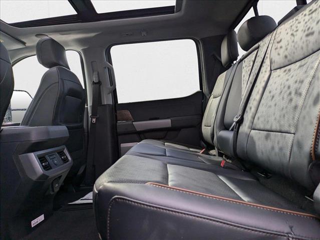 2025 Ford F-250 Super Duty Lariat - Photo 17