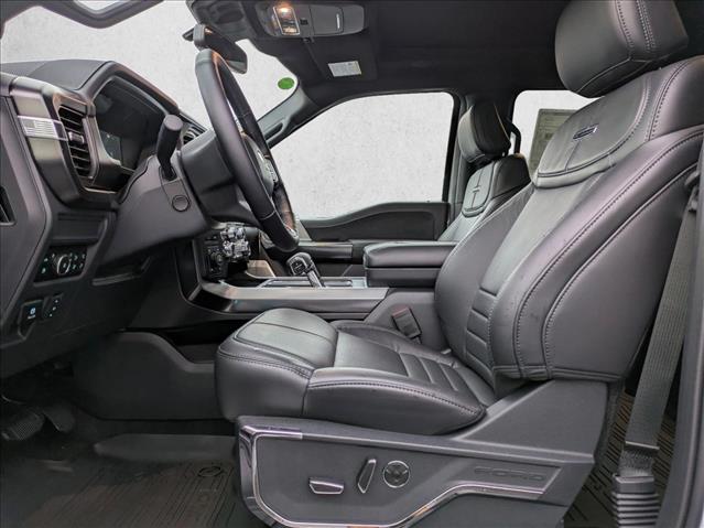2025 Ford F-150 Platinum photo 4
