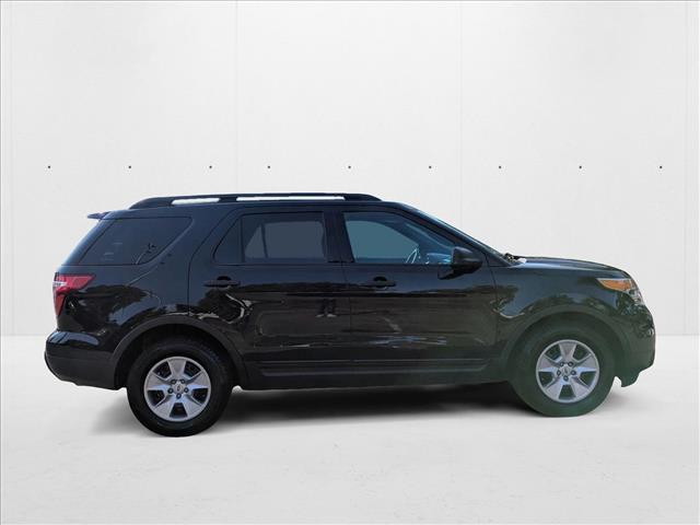 2014 Ford Explorer Base photo 4