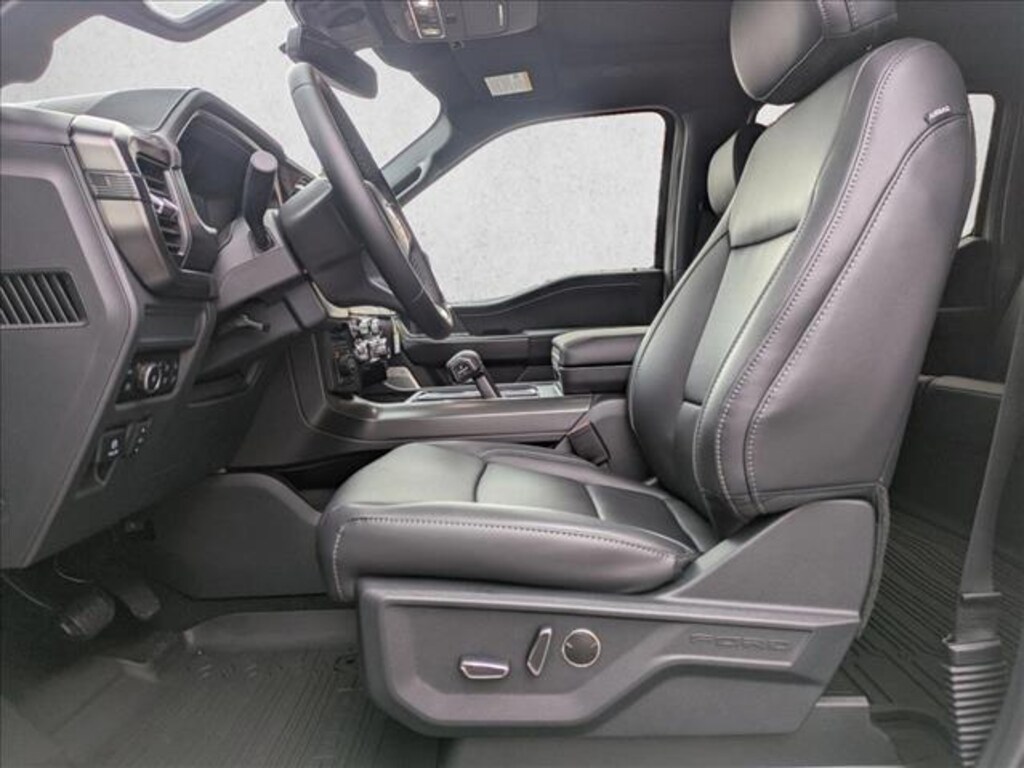 New 2025 Ford F-150 LARIAT Truck SuperCrew Cab