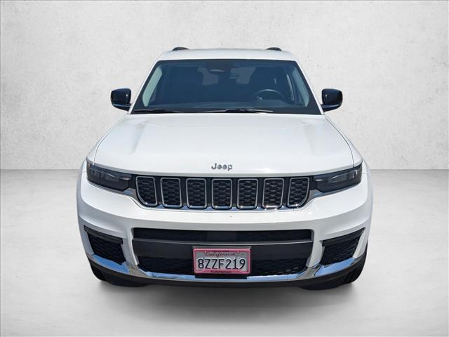 2022 Jeep Grand Cherokee Limited photo 2