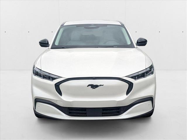 2025 Ford Mustang Mach-E Premium photo 3