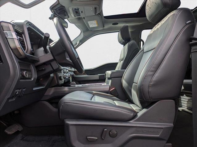 2025 Ford F-250 Lariat photo 4